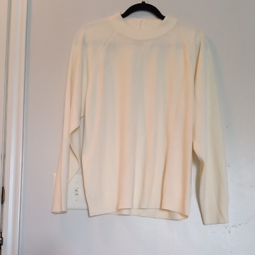 Stitches Women's Cream Crew Neck Sweater. #304